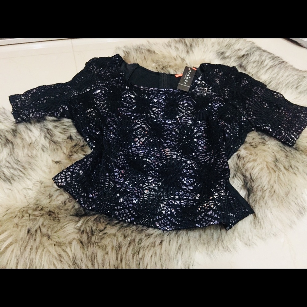 Trending sequin party Top